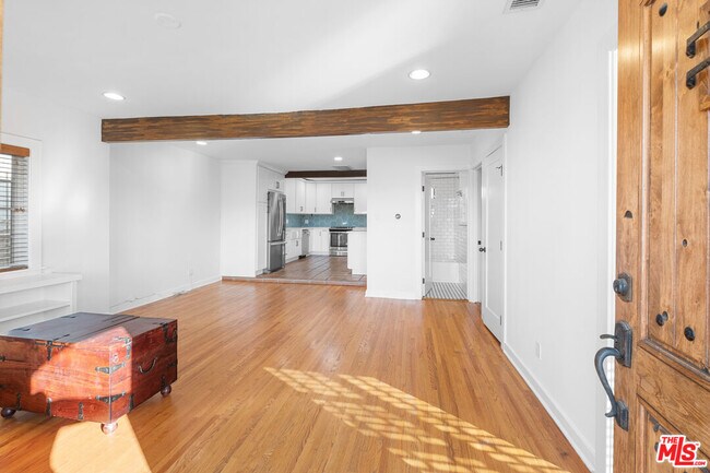 Foto del edificio - 739 Isabel St