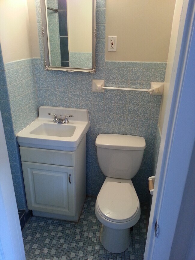 Foto del edificio - 516 4th Ave SE