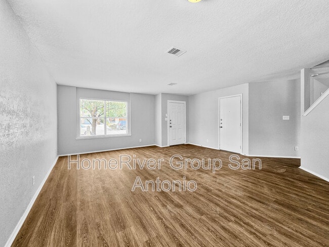 Foto del edificio - 3746 Candleglenn