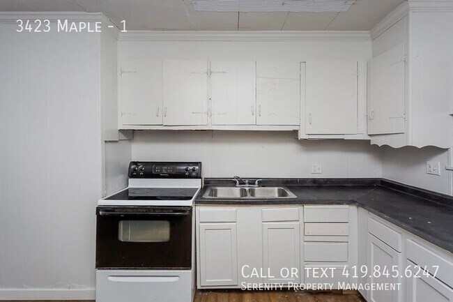 Building Photo - *Offering $300 off first month's rent*Spac...