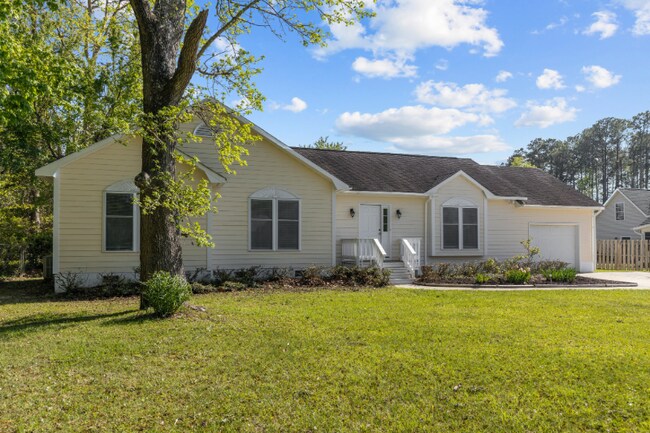 Foto del edificio - 736 Comet Dr