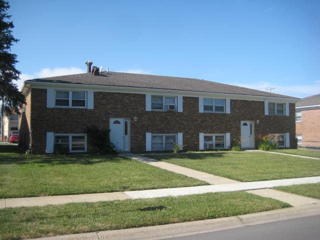1st Month FREE - 335 Riley Dr
