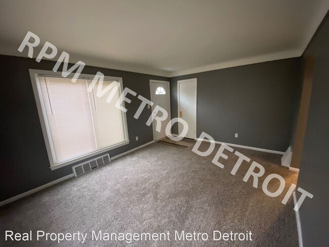 Building Photo - 3 br, 1 bath House - 15481 Fenton