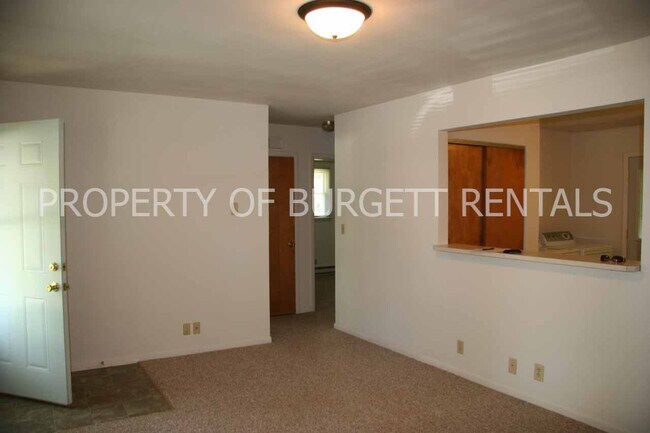 Foto del edificio - 3382 Woodmar Ct