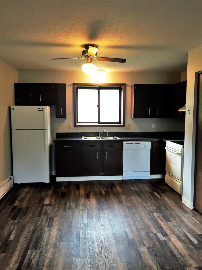 Foto del edificio - 1049 5th Ave NW
