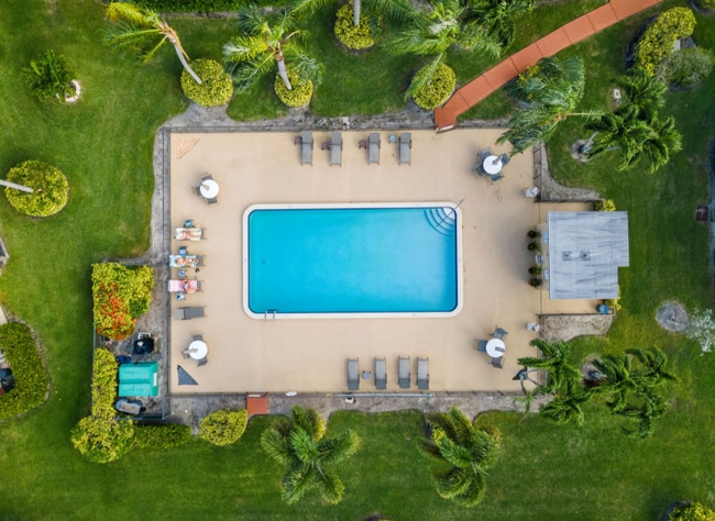 Building Photo - 160 SE 7th St