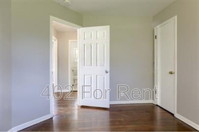 Foto del edificio - 5120 N 48th St