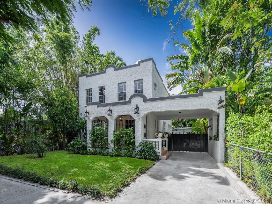 Foto principal - 160 NE 43rd St