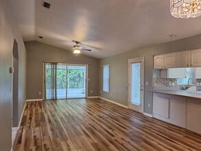 Building Photo - 1867 Willow Oak Dr