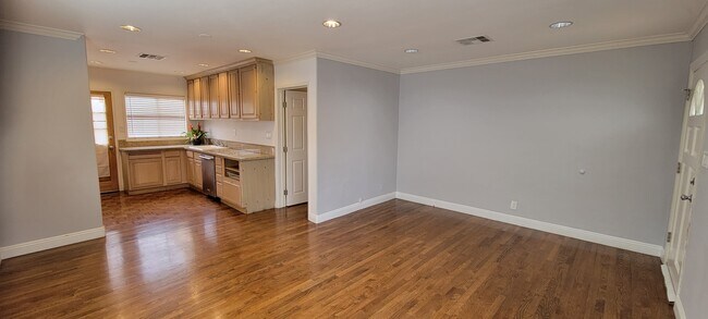 Foto del edificio - 17565 Bullock St