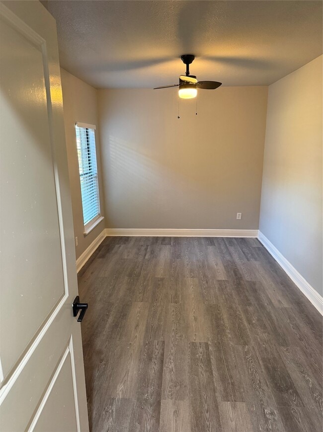 Building Photo - 12230 Kleinmeadow Dr