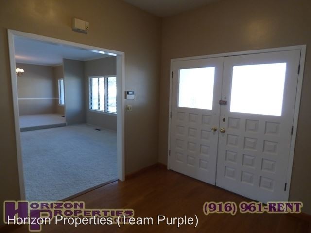 Building Photo - 4 br, 2.5 bath House - 1131 Jacob Lane