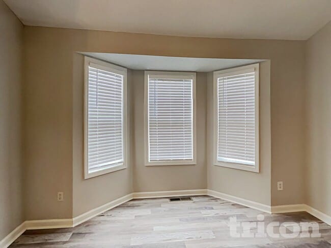 Foto del edificio - 51 Chesapeake Way