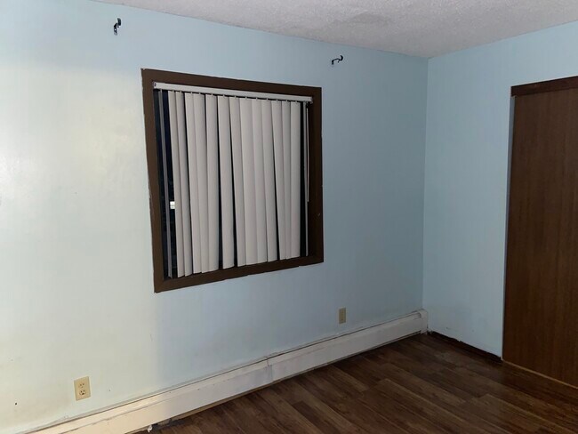 Foto del edificio - 7126 72nd Ln N