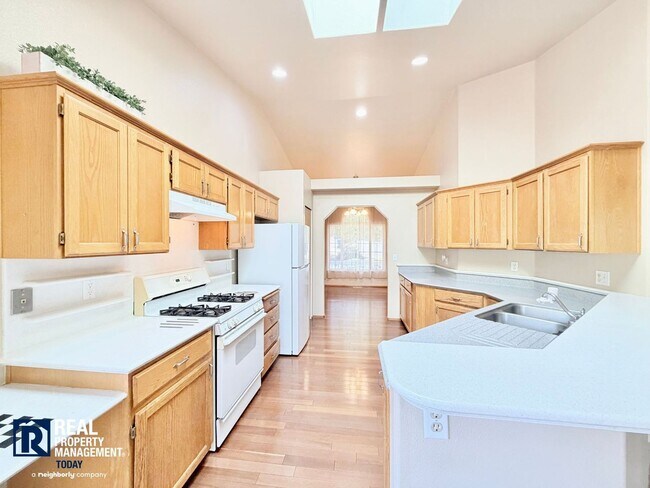 Foto del edificio - 3305 48th St NE