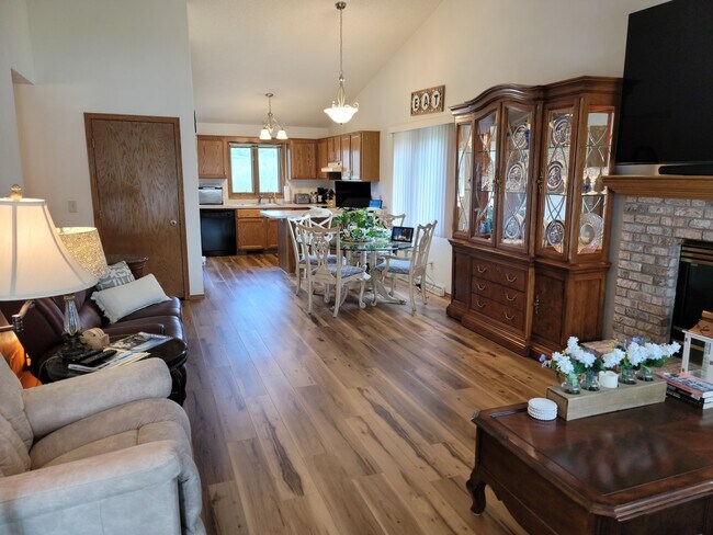 Dining area and kitchen - N9673 Emerald Ln