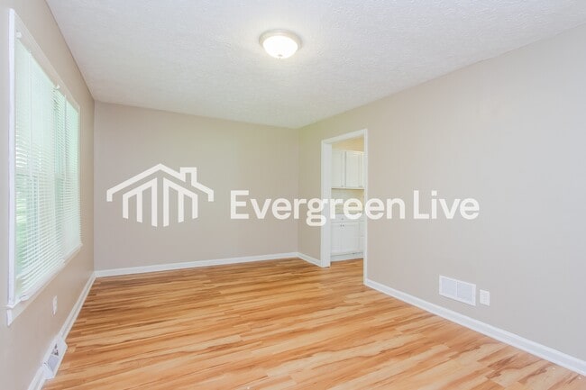 Foto del edificio - 3641 N Sadlier Dr