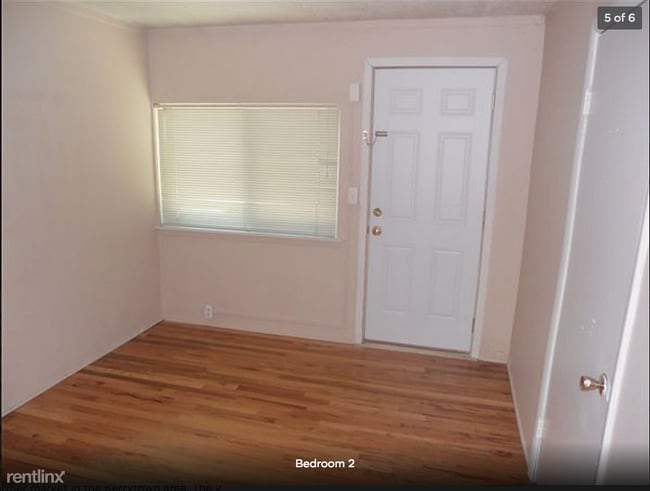 Building Photo - 4 br, 2 bath Apartment - 310 Beakes St 2