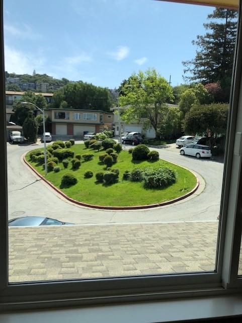 Foto del edificio - 122 44th Ave