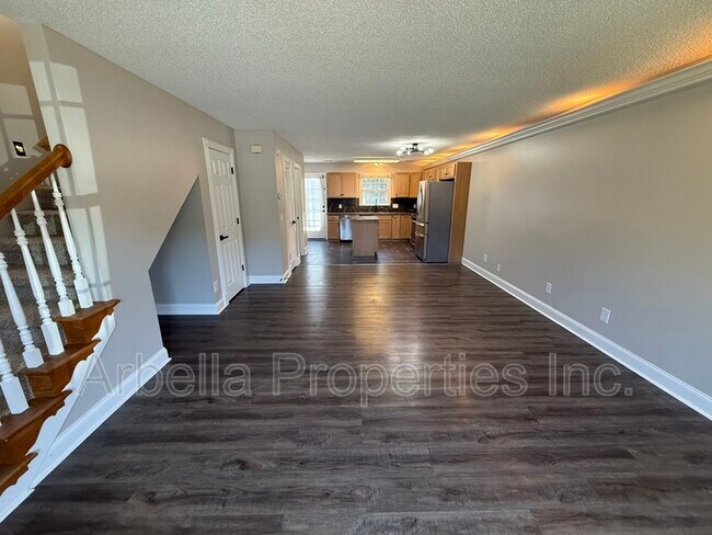 Foto del edificio - 1735 Blakewood Ct
