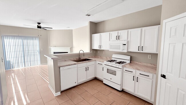 Foto del edificio - 3389 Hidden Cove Cir