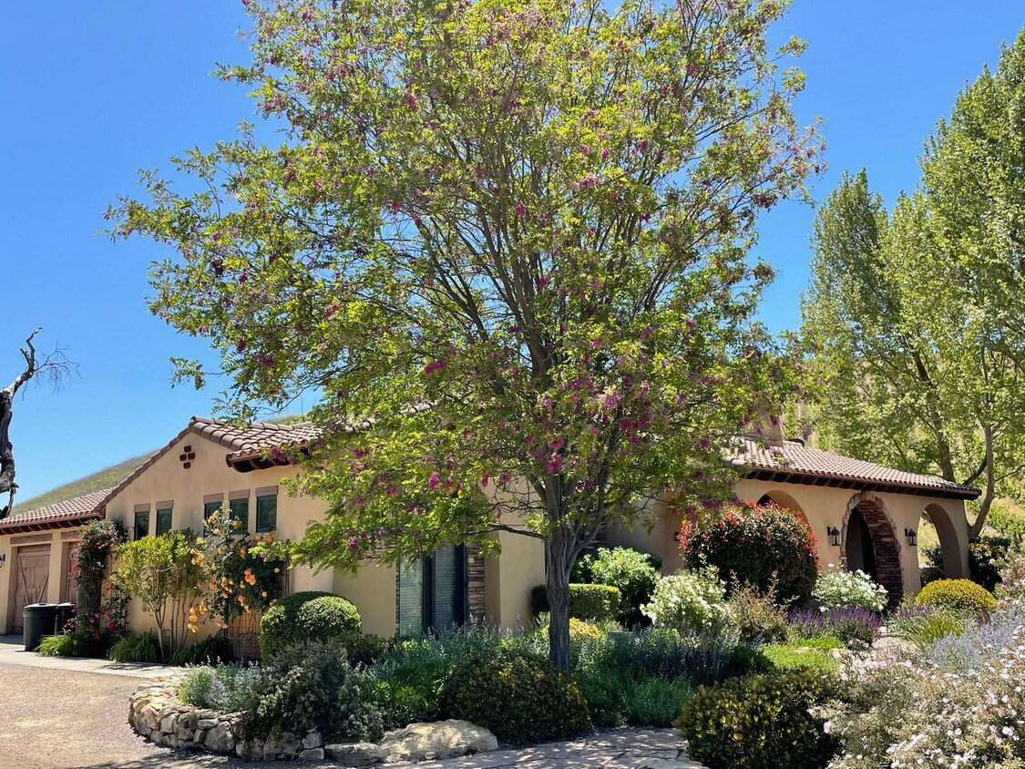 Foto principal - Gorgeous Wine Country 3 Bedroom 2 Bath Sin...