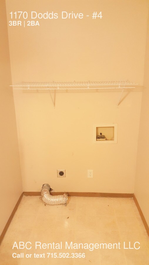 Building Photo - 1170 Dodds Dr