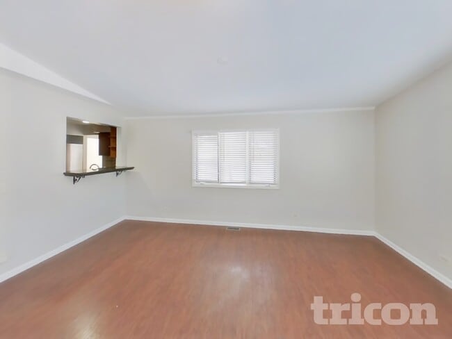 Building Photo - 1235 Casa Solana Dr