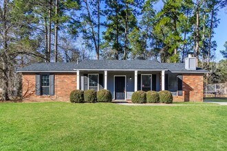 Building Photo - 2368 Basswood Dr