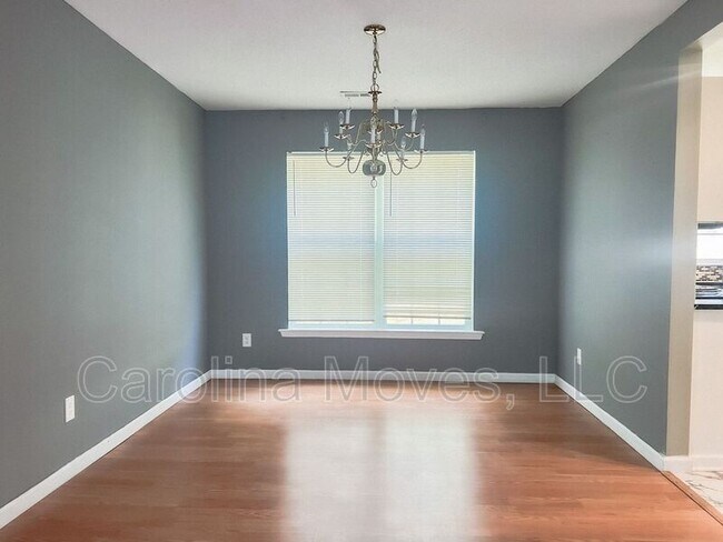 Building Photo - 4 Oyster Bay Ct