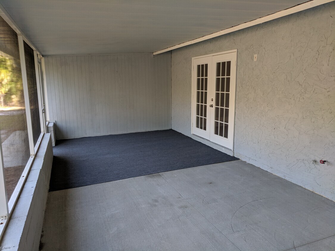 Foto principal - 5478 Avenue C
