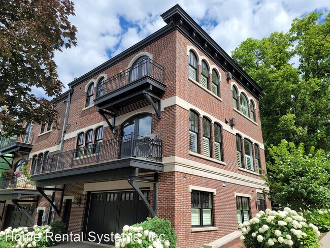 Foto del edificio - 2 br, 4 bath House - 544 Rice Street East
