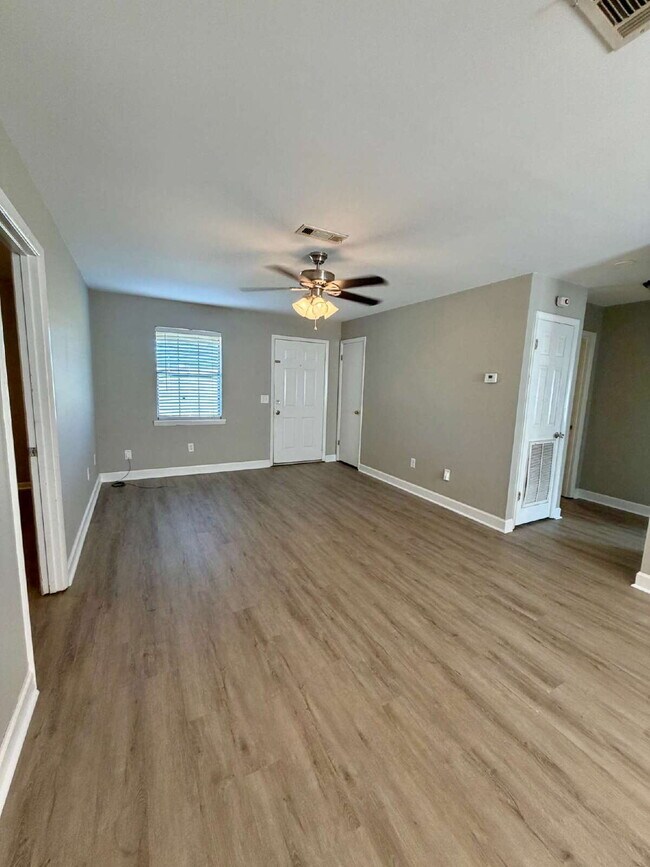 Foto del edificio - Available now FOR RENT in Enterprise, AL!!