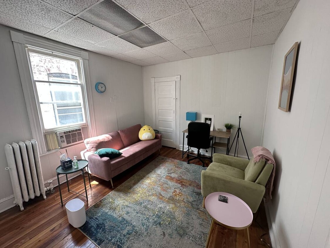 Primary Photo - 846 W 36th St