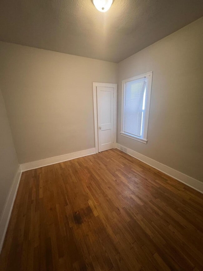 Building Photo - 2420 Monterey Ave