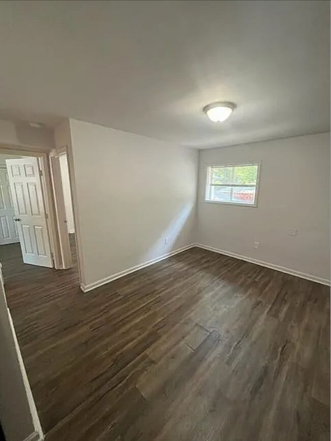 Dwell atThe Alcove Apartments in Atlanta, GA