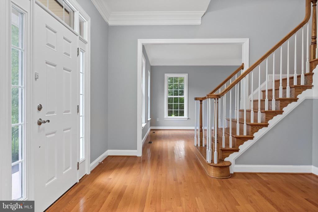 Foto principal - 7119 Barry Rd