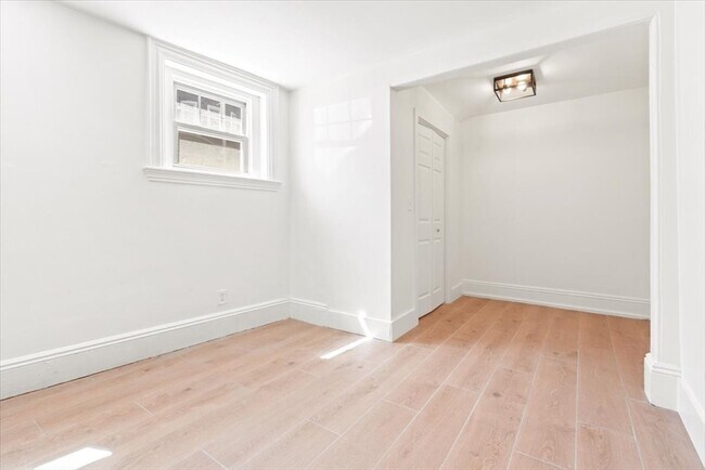 Building Photo - 301 Bunker Hill St