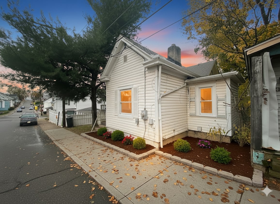Primary Photo - Spacious rooms, updated mechanicals, and convenient Canonsburg living