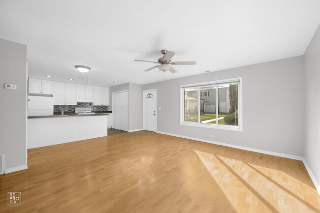 Foto del edificio - 1449 Quaker Ln