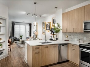 Building Photo - Tuscan Village