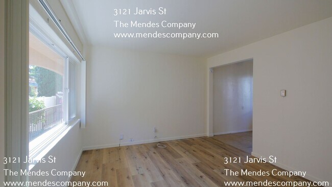 Foto del edificio - 3121 Jarvis St