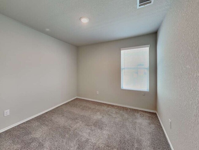 Foto del edificio - 10518 Varmus Dr