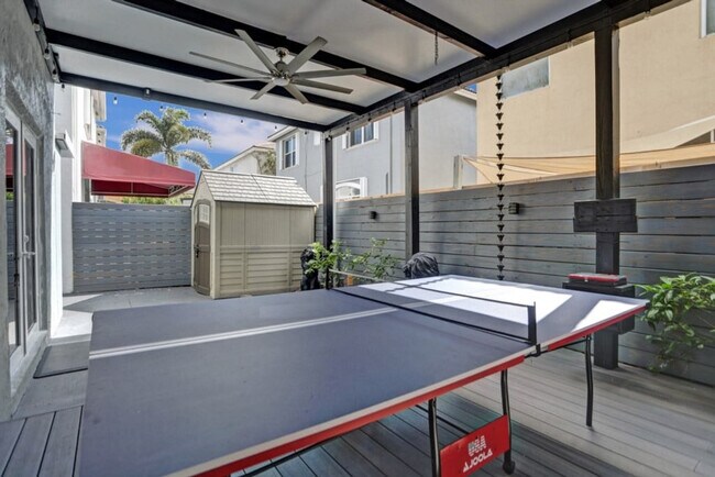 Foto del edificio - 3824 SW 49th Pl