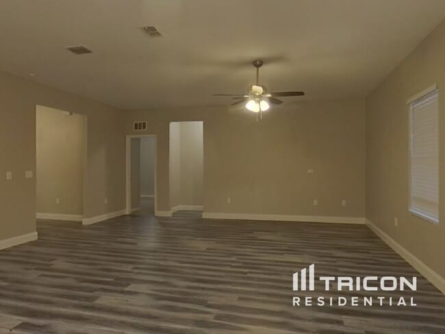 Building Photo - 15611 Merlin Ave