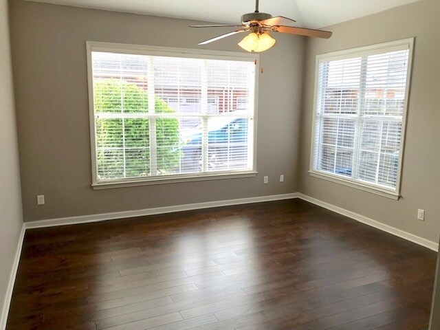 Foto del edificio - Limited-Time Move-in Specials - Plantation Estates