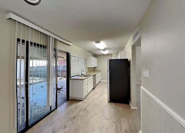 Building Photo - 1477 Coffeyville Trail