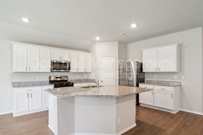 Building Photo - 2709 Stonecreek Dr