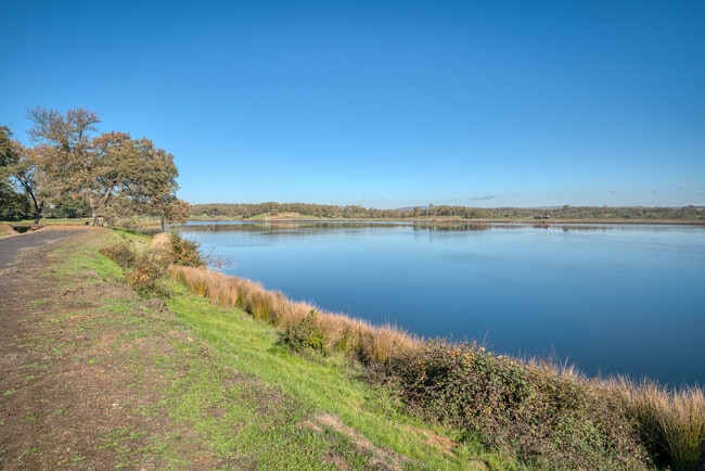 Foto del edificio - 6533 Chesbro Cir