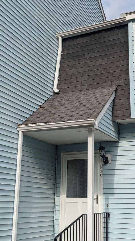 Primary Photo - 229 Branford Rd